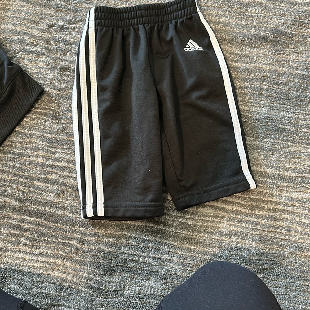 Adidas Black Athletic matching set with Signature Strips - Picture 3 of 6